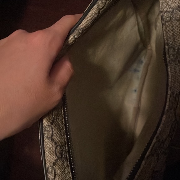 Gucci - Picture 4 of 4